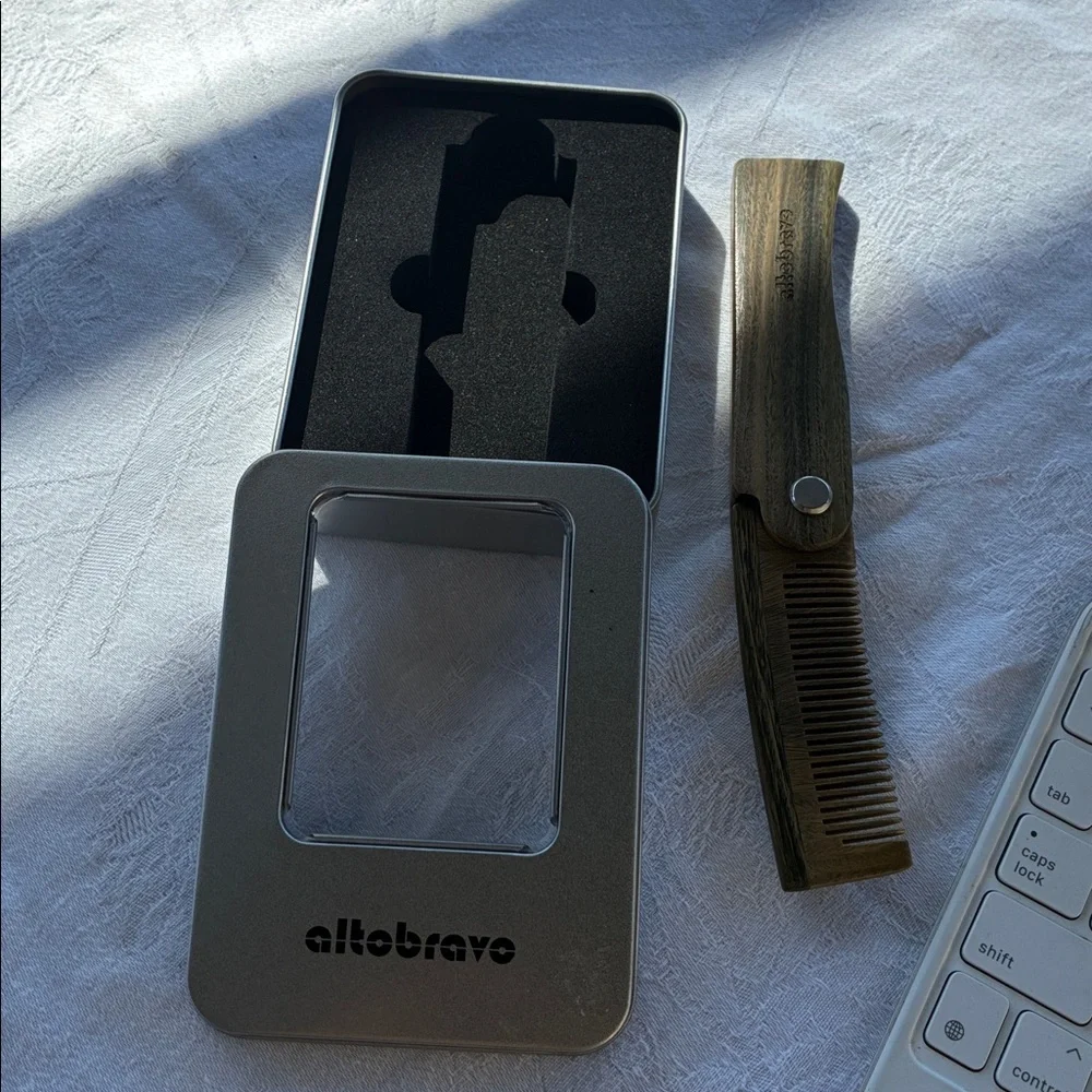 Beard Comb Altobravo Wood /Folding in the Tin Box Wooden Folding Comb GIFT